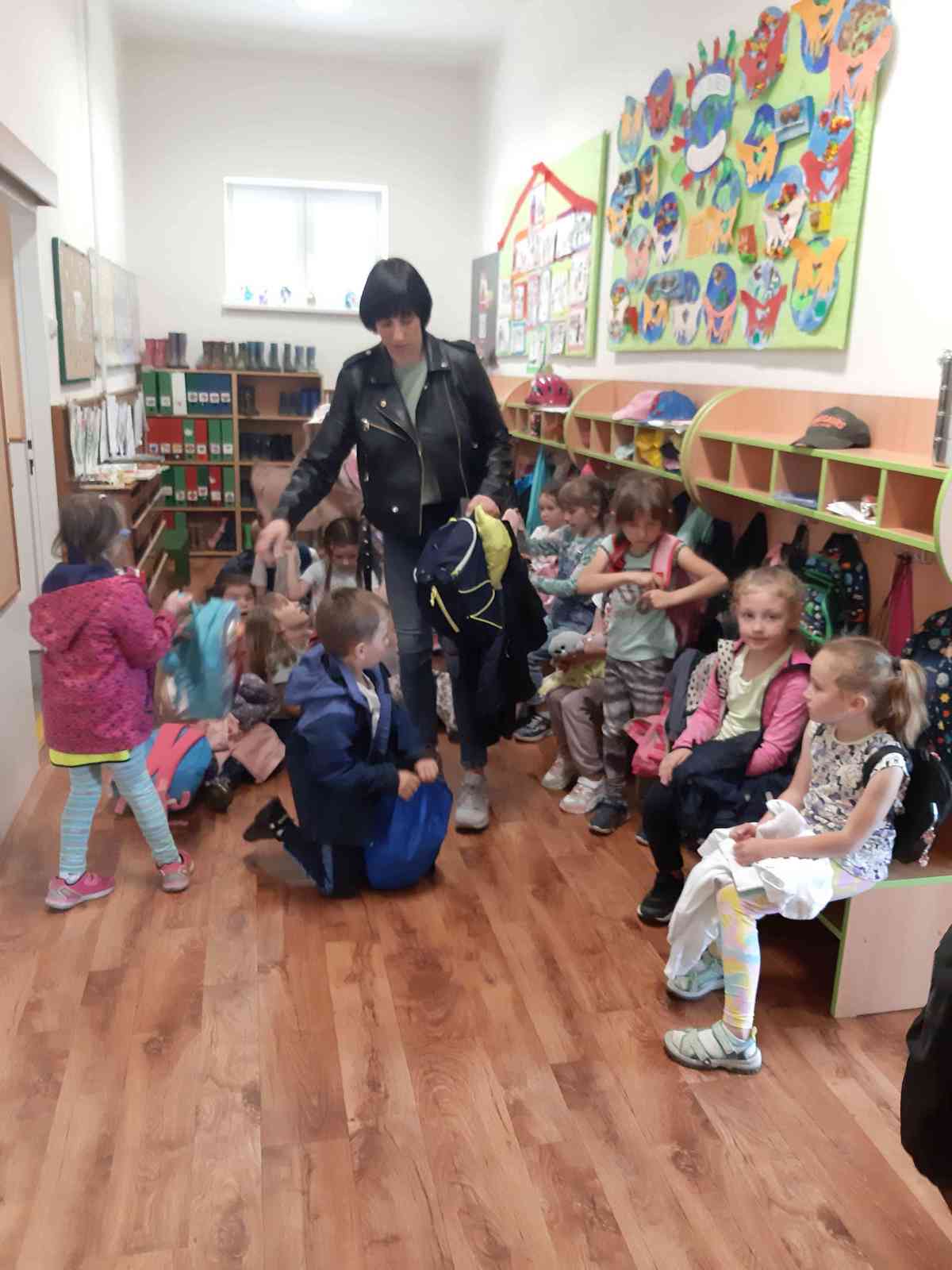 Aktivita č. 7 Pohádkoví hrdinové - karneval pro děti